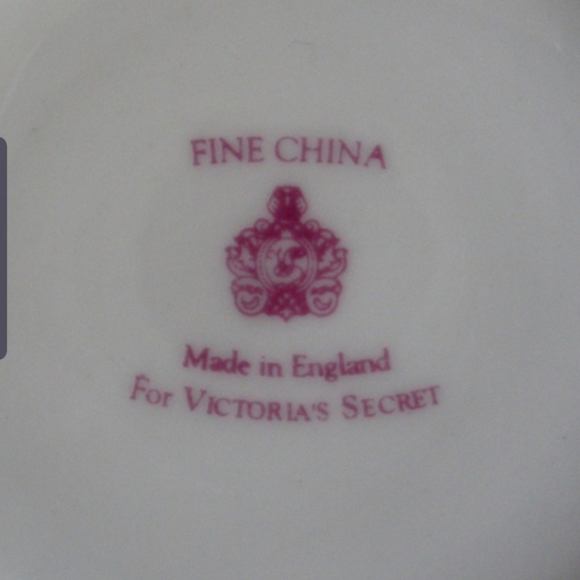 Victoria's Secret Fine China tea set - Picture 3 of 3